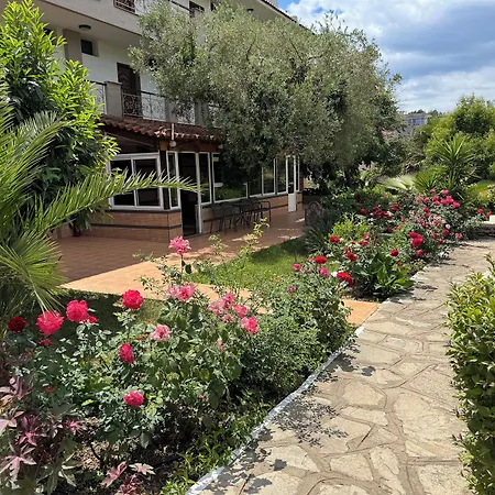Porto Matina Ξενοδοχείο 3*